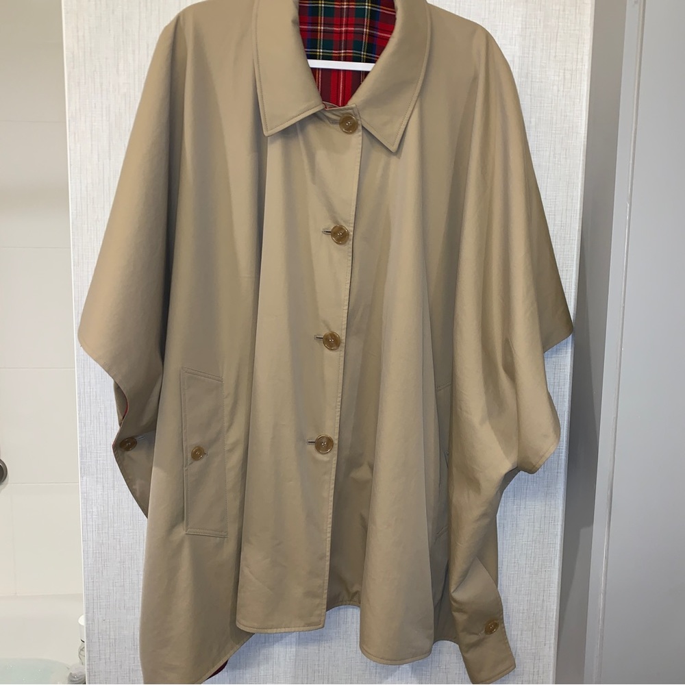 Authentic Burberry reversible rain coat cape/poncho L/XL